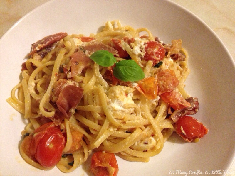Pasta with tomatoes, ricotta, parma ham and sage Hello! Hooray!